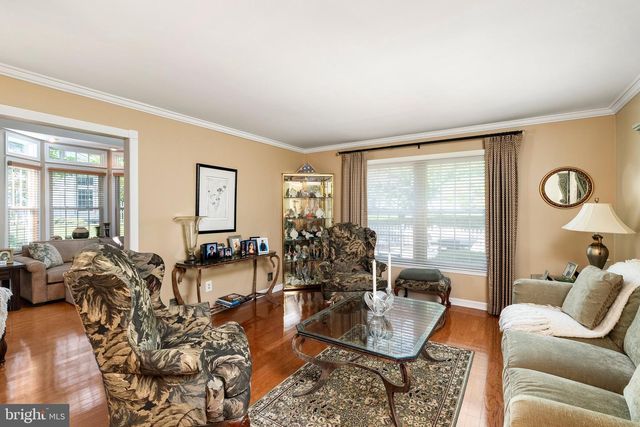 7 ENDSLEIGH PL, Robbinsville, NJ 08691