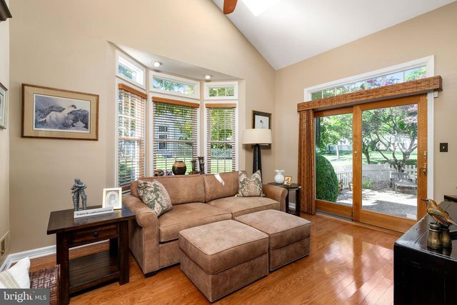 7 ENDSLEIGH PL, Robbinsville, NJ 08691