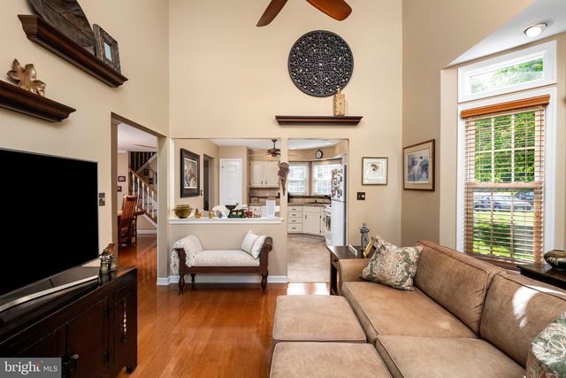 7 ENDSLEIGH PL, Robbinsville, NJ 08691