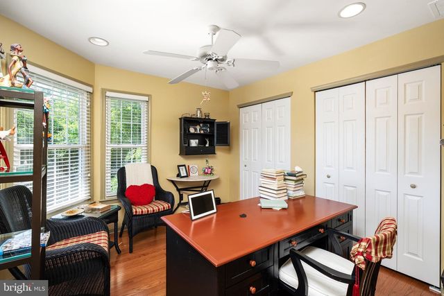 7 ENDSLEIGH PL, Robbinsville, NJ 08691