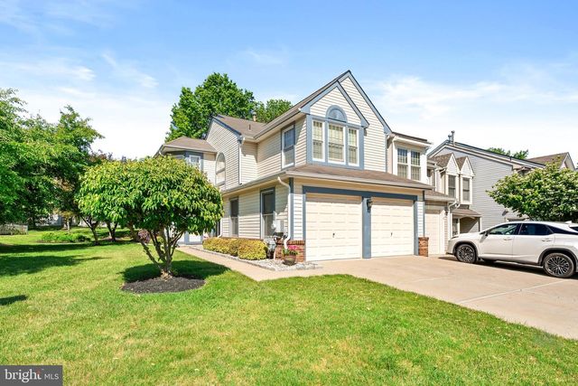7 ENDSLEIGH PL, Robbinsville, NJ 08691