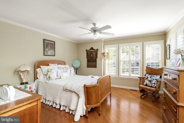7 ENDSLEIGH PL, Robbinsville, NJ 08691