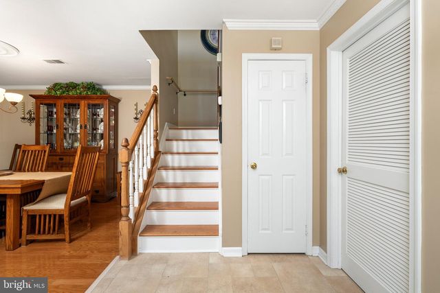 7 ENDSLEIGH PL, Robbinsville, NJ 08691