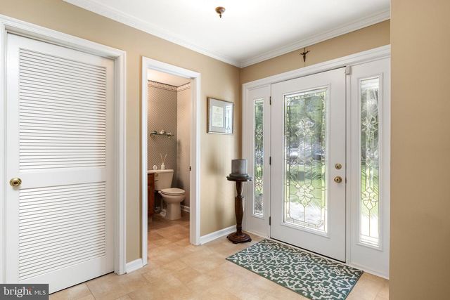 7 ENDSLEIGH PL, Robbinsville, NJ 08691