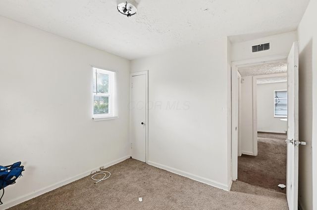 1127 Wildwood Avenue, Columbus, OH 43219