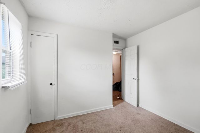 1127 Wildwood Avenue, Columbus, OH 43219