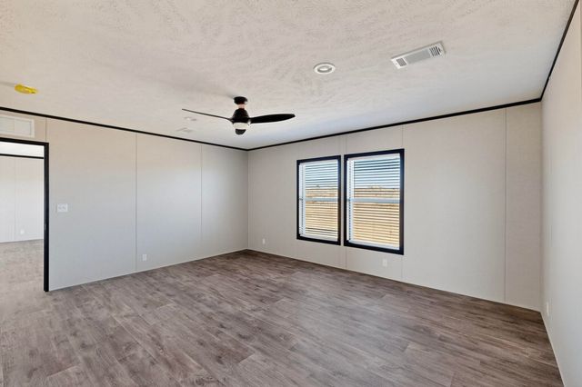 533 Hill Road NE, Rio Rancho, NM 87144