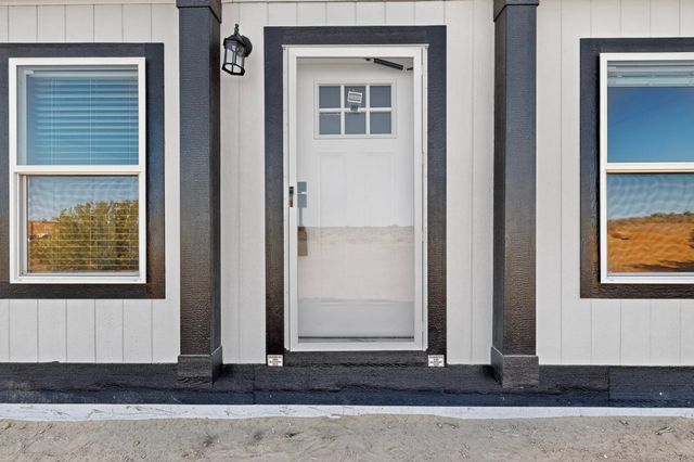 533 Hill Road NE, Rio Rancho, NM 87144