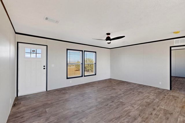 533 Hill Road NE, Rio Rancho, NM 87144