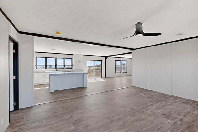 533 Hill Road NE, Rio Rancho, NM 87144