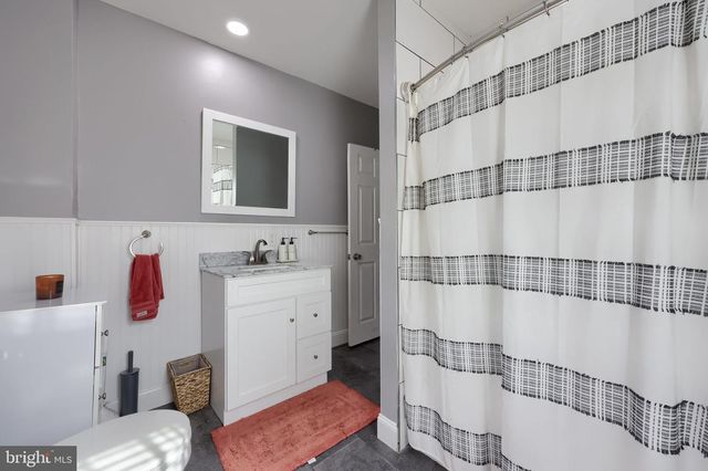 355 E ROSS ST, Lancaster, PA 17602