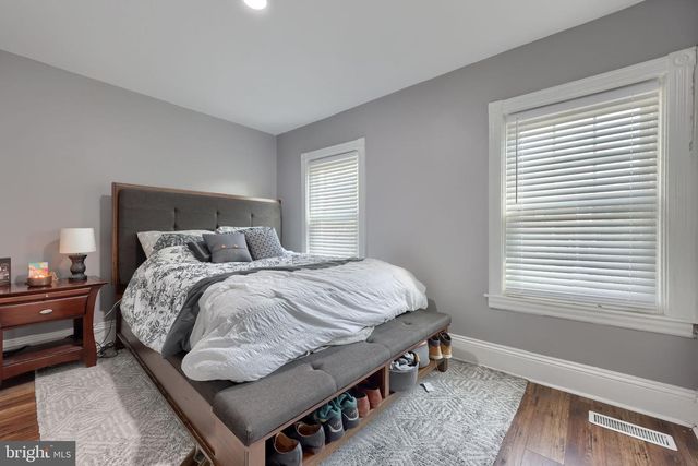 355 E ROSS ST, Lancaster, PA 17602