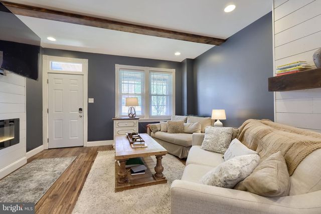355 E ROSS ST, Lancaster, PA 17602