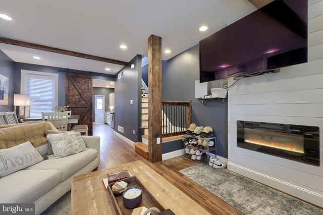 355 E ROSS ST, Lancaster, PA 17602