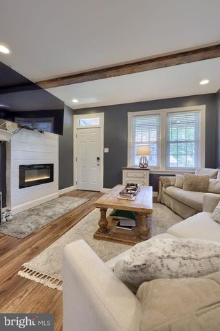 355 E ROSS ST, Lancaster, PA 17602