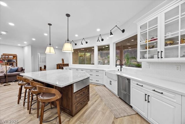 805 Lake Hill Drive, Boulder City, NV 89005