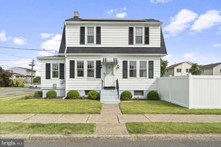 573 CHELTON AVE, Burlington, NJ 08016