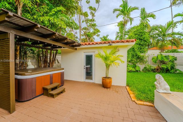 2483 SW 24th Street, Miami, FL 33145