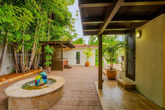 2483 SW 24th Street, Miami, FL 33145