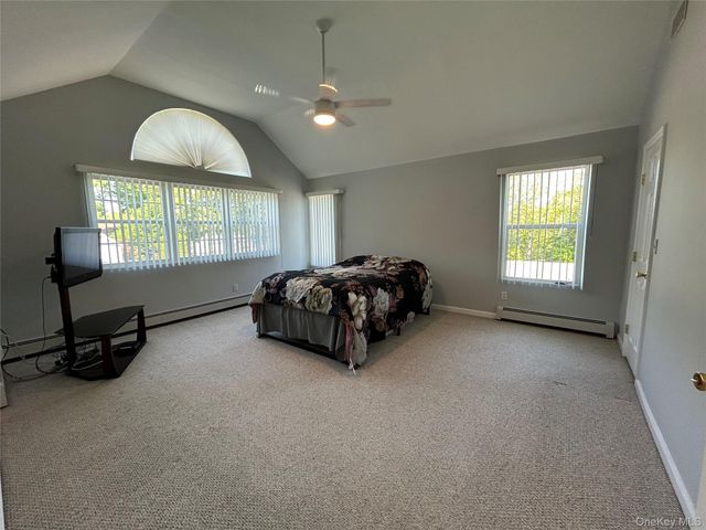 27 Sunburst Drive, Rocky Point, NY 11778