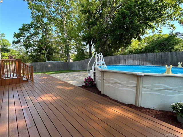 27 Sunburst Drive, Rocky Point, NY 11778