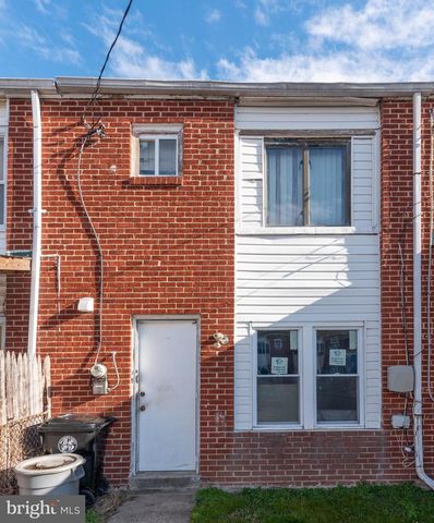 2038 LARKHALL RD, Dundalk, MD 21222