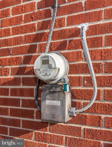 2038 LARKHALL RD, Dundalk, MD 21222