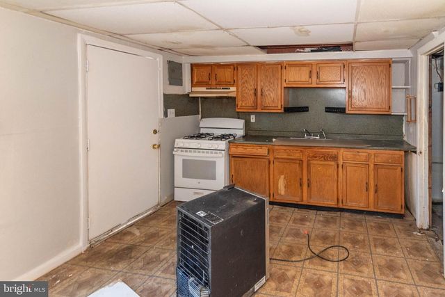 2038 LARKHALL RD, Dundalk, MD 21222