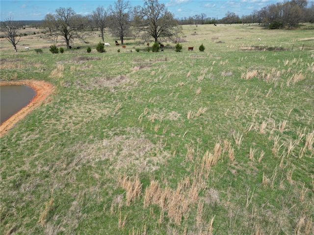 25 Graham, Gravette, AR 72736