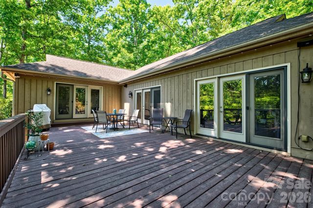 6 Honeysuckle Woods, Lake Wylie, SC 29710