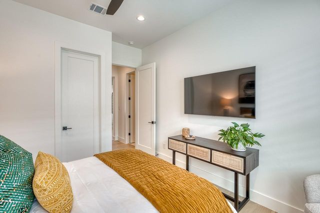 202 Azalea LOOP, Horseshoe Bay, TX 78657