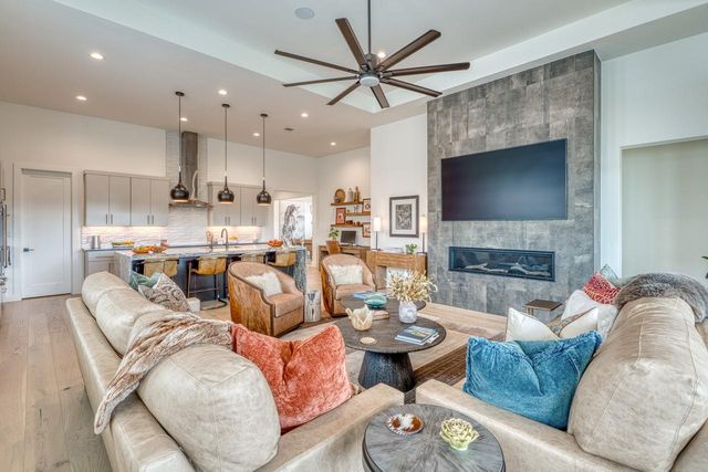 202 Azalea LOOP, Horseshoe Bay, TX 78657