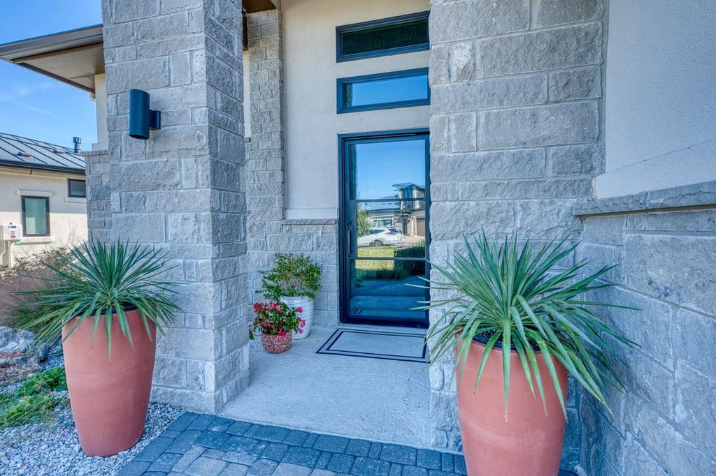 202 Azalea LOOP, Horseshoe Bay, TX 78657