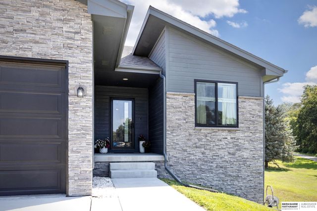 470 Eastwood Drive, Louisville, NE 68037