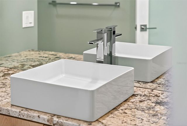 888 BLVD OF THE ARTS 605, Sarasota, FL 34236