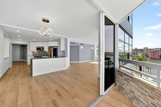 888 BLVD OF THE ARTS 605, Sarasota, FL 34236