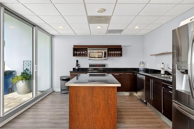 888 BLVD OF THE ARTS 605, Sarasota, FL 34236