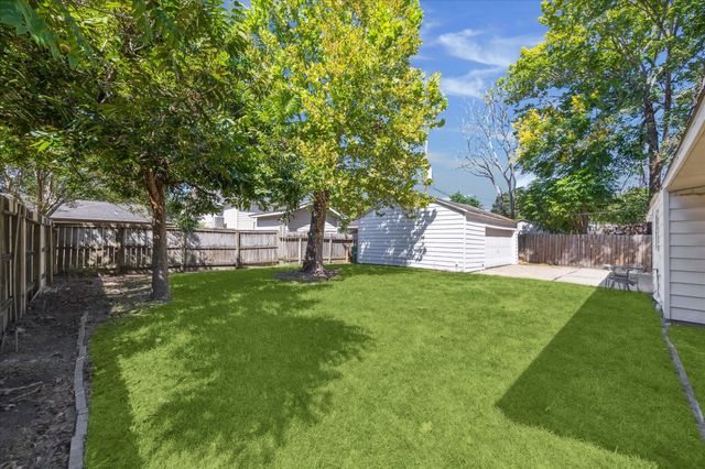 9014 Dunlap Street, Houston, TX 77074