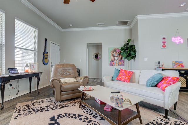6818 40th Street, Lubbock, TX 79407