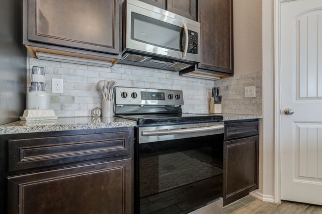 6818 40th Street, Lubbock, TX 79407