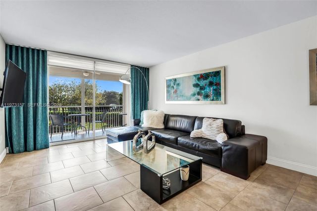 9539 Weldon Cir F214, Tamarac, FL 33321