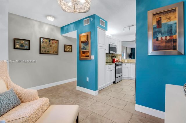 9539 Weldon Cir F214, Tamarac, FL 33321