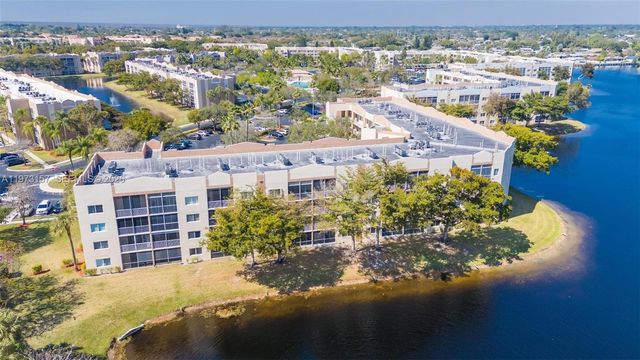 9539 Weldon Cir F214, Tamarac, FL 33321