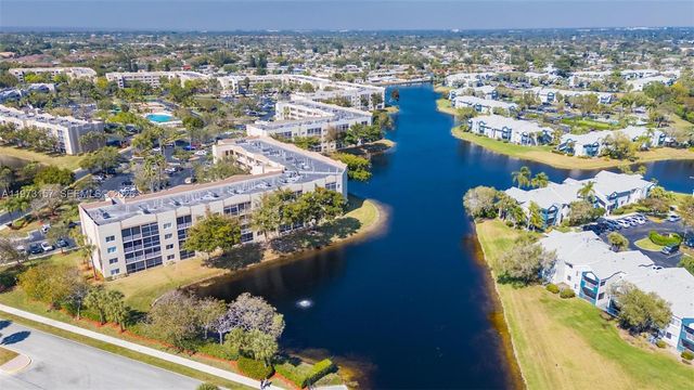 9539 Weldon Cir F214, Tamarac, FL 33321