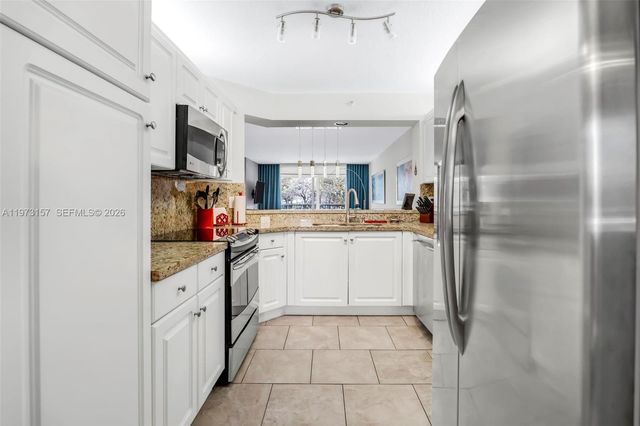 9539 Weldon Cir F214, Tamarac, FL 33321