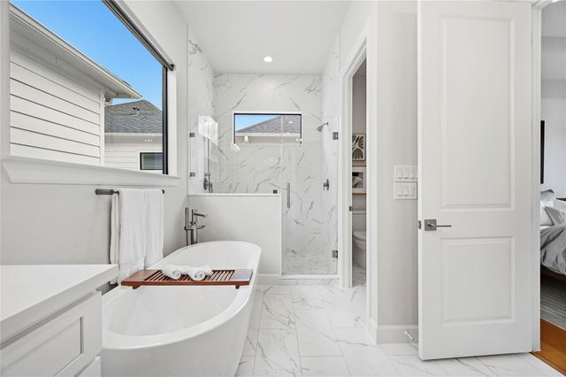 830 Wakefield Drive A, Houston, TX 77018