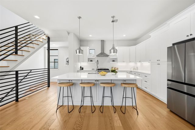 830 Wakefield Drive A, Houston, TX 77018
