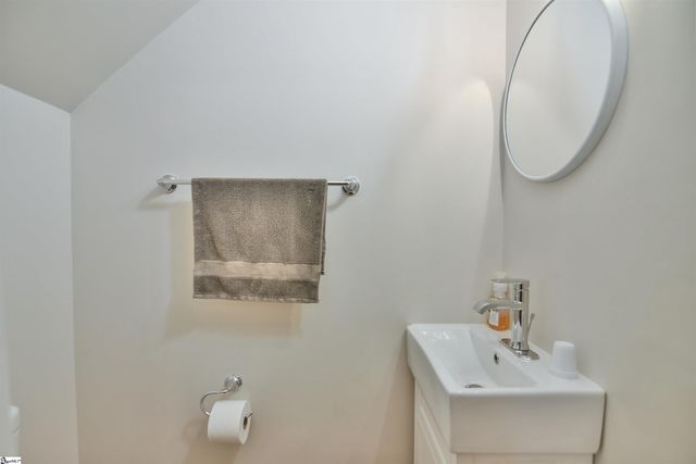 2530 E North Street, Greenville, SC 29615