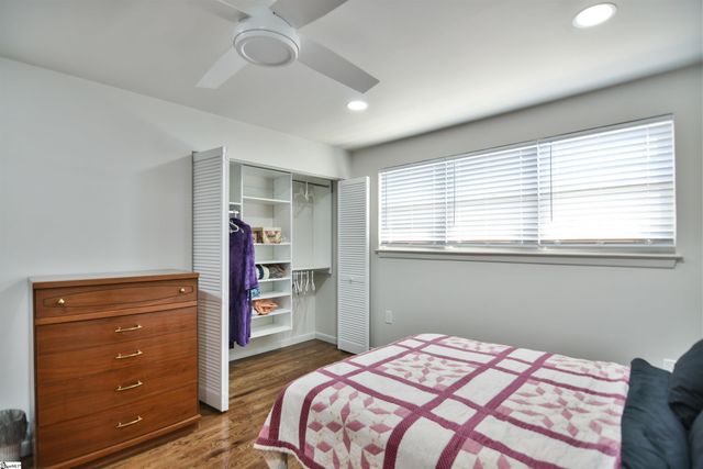 2530 E North Street, Greenville, SC 29615