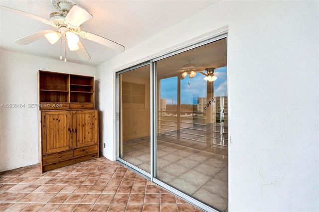 431 SE 3rd Street 402, Dania Beach, FL 33004